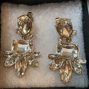 BR Statement earrings